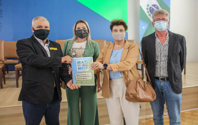 Irati recebe reconhecimento como “Cidade Amiga do Idoso”