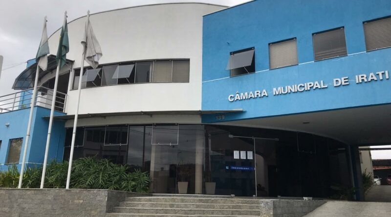 Projetos de Lei aprovados no CMC entram em expediente no Legislativo
